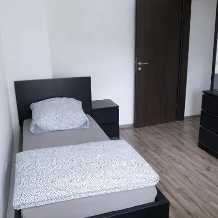 Monteurwohnungen In 开姆尼茨